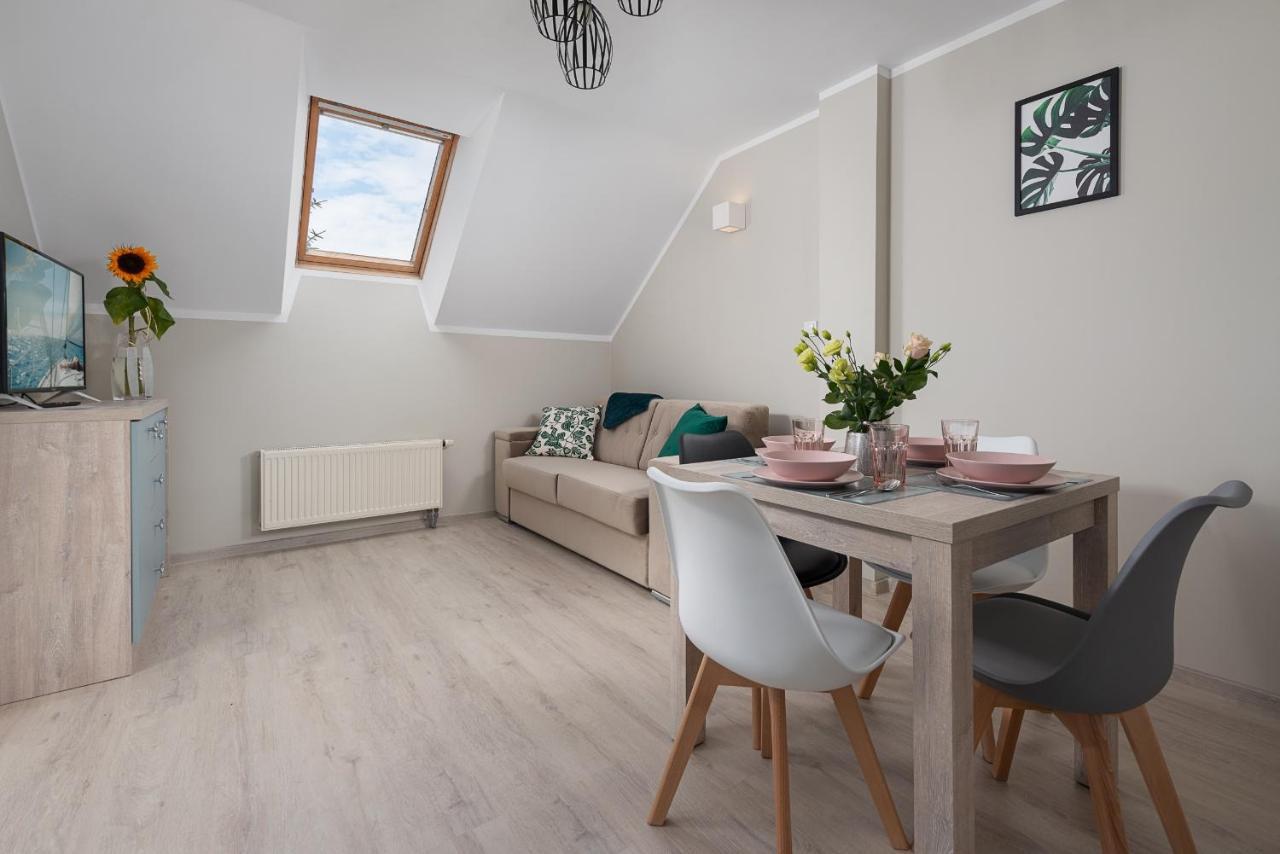 Roza Baltyku - Apartamenty I Pokoje A Debki Exterior photo